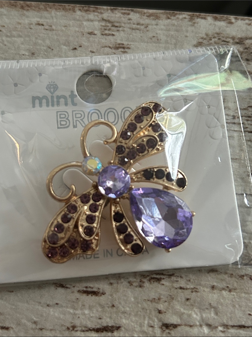5/$25 Mint Gold-Tone Purple Crystal Butterfly Brooch